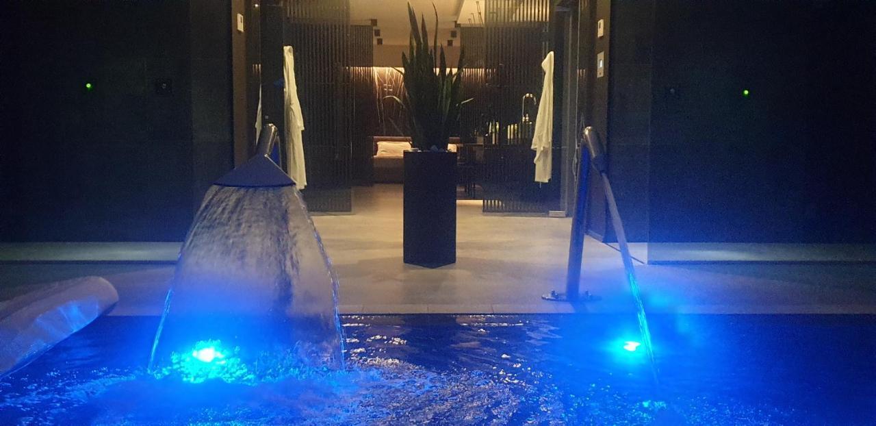 Sunset Suite Spa Staffolo Exterior photo
