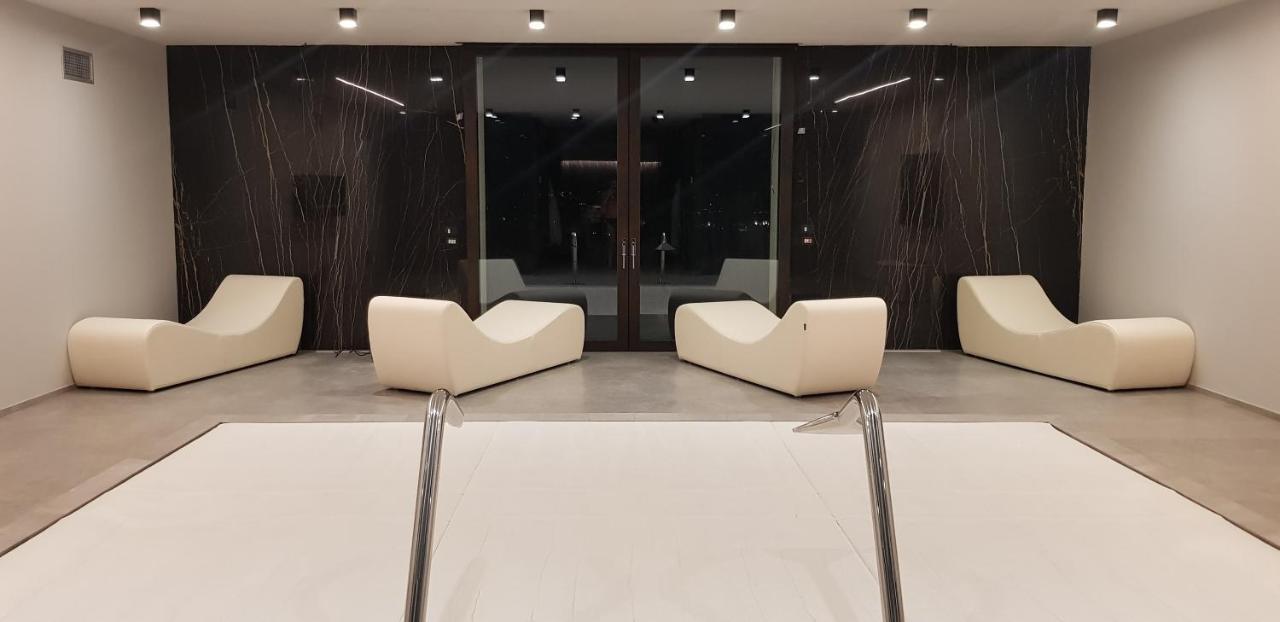Sunset Suite Spa Staffolo Exterior photo