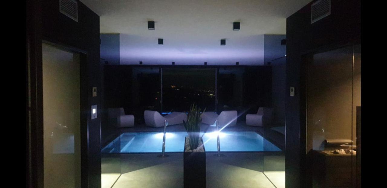 Sunset Suite Spa Staffolo Exterior photo