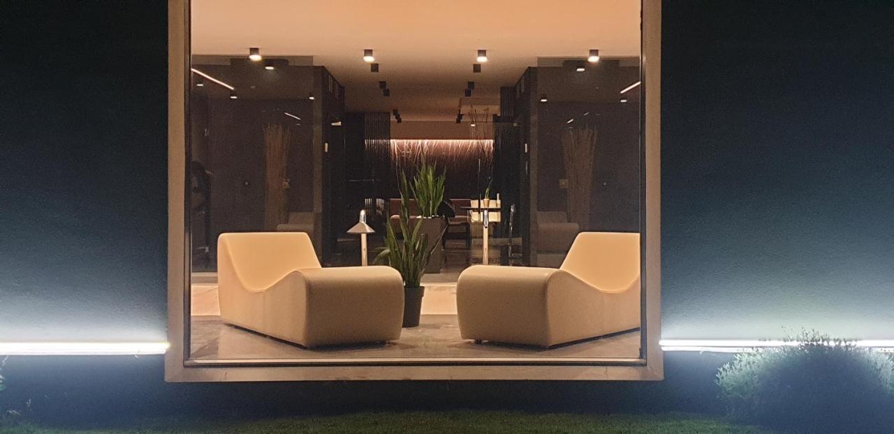 Sunset Suite Spa Staffolo Exterior photo